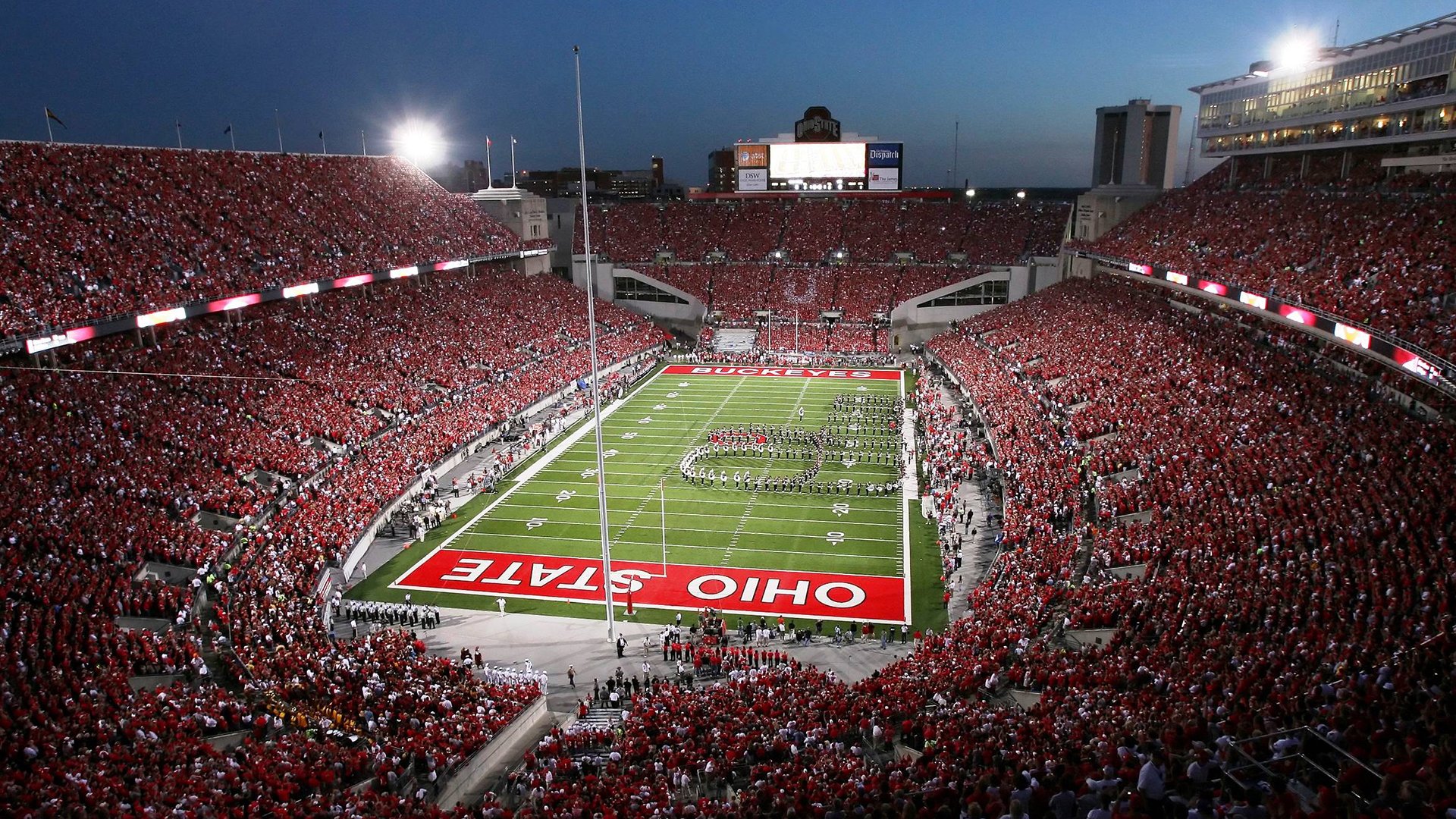 跨界巅峰，爵士队碾压开拓者，詹姆斯式统治力点燃F1新赛季揭幕战